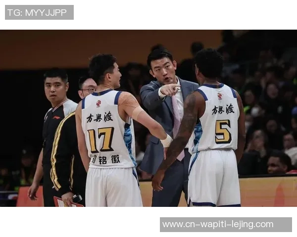 比肩卫冕冠军！四川满足运男篮唯二全胜进八强队 雇佣军团叫板辽篮